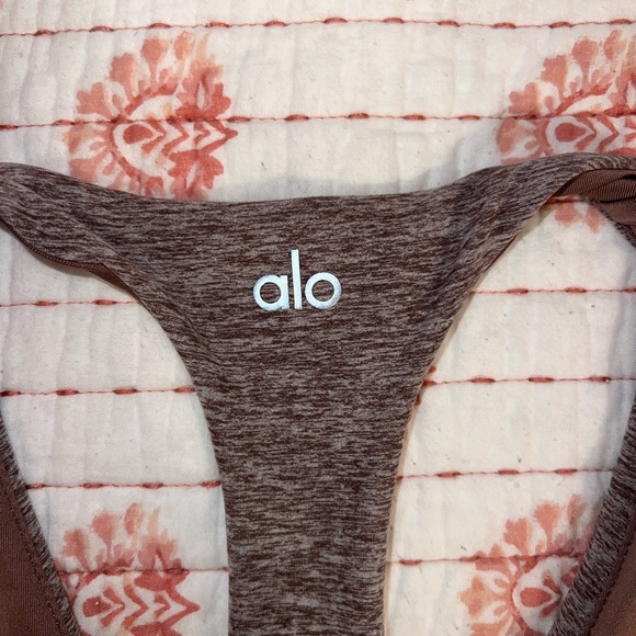 Alo Racer Back Sports Bra - Picture 3 of 4